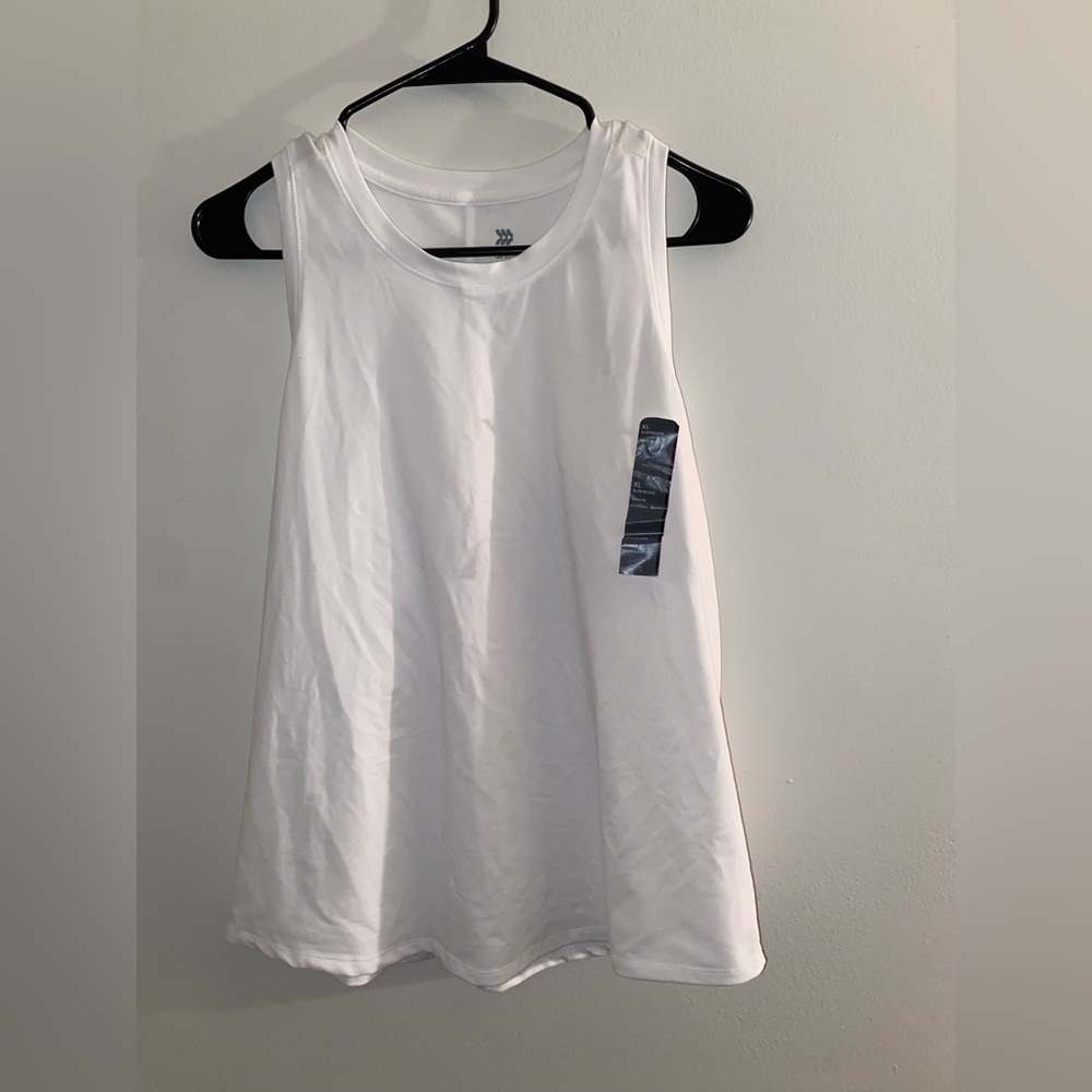 XL White Tank Top semi fit & hip length